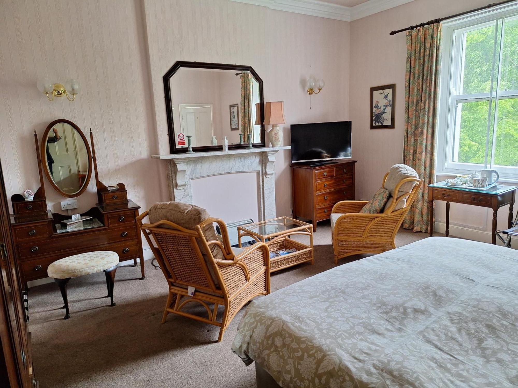 Heath House Bed & Breakfast Dewsbury Dış mekan fotoğraf